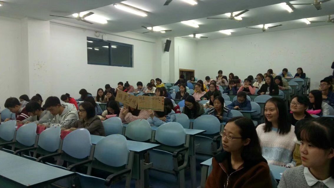 免费直播
第一期演讲角交流会