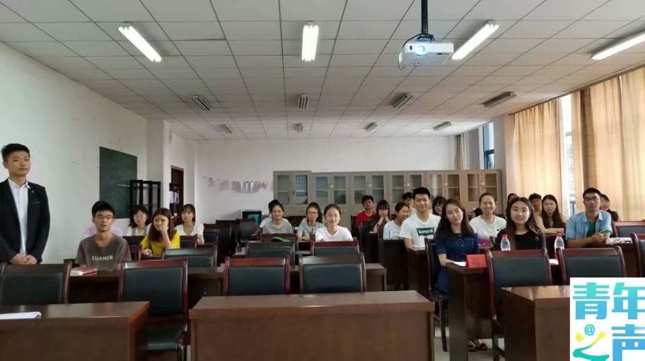 免费直播
第三届“魅力化学文化节”卓越教师班交流会