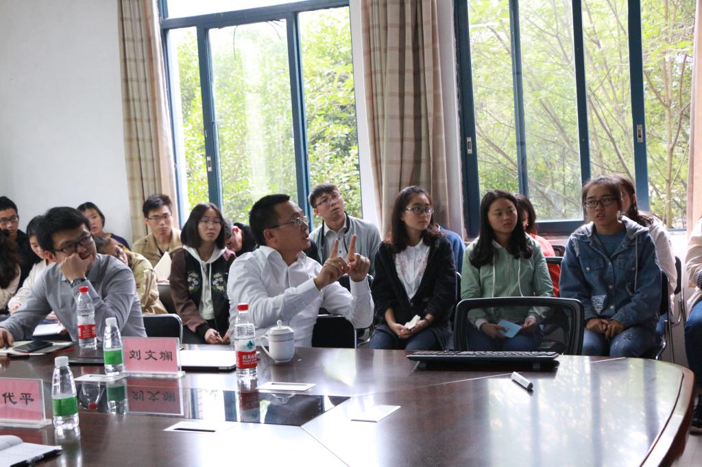 免费直播
举行留德华人化学化工学会2018春晖计划博士团学术交流会