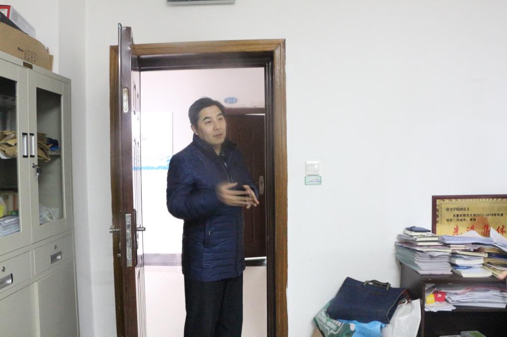 免费直播
领导亲切慰问2019届考研学生